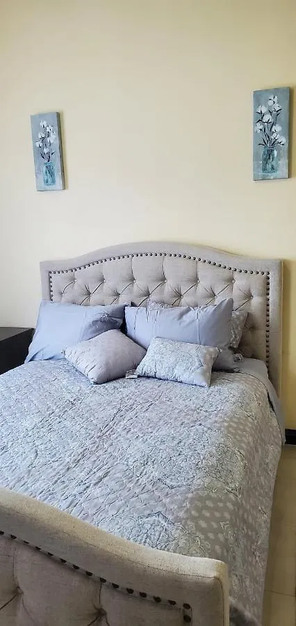 Hillside Sunrise, 2 Bed 2 Bath In Gated Community, Close To Beach, Food, Clubs & Shopping Free Parking, Free Wi-Fi Montego Bay 0*,